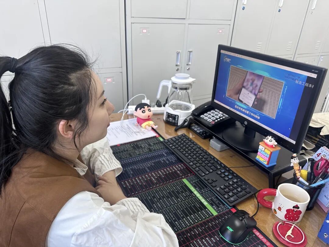 237B6