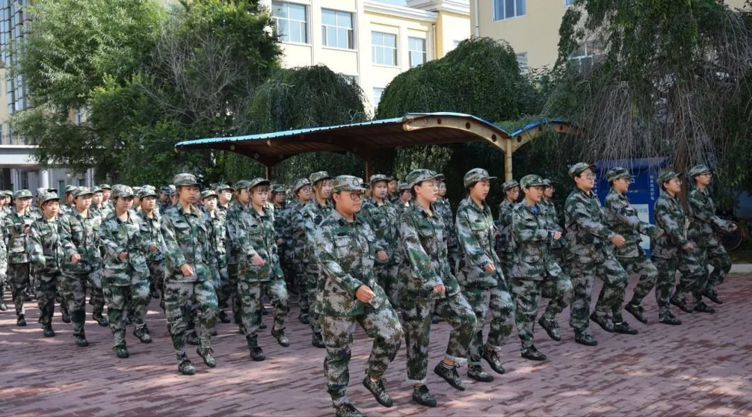 https://mmbiz.qpic.cn/mmbiz_jpg/0rZibJTiaqWKeJlFicUIQhEuibG7PGMSXdo76f9yBpdAaUiab6GtFdN9IlrFNU8SrKEribspEbYYDMBpylB6mPzc9fXw/640?wx_fmt=jpeg&wxfrom=5&wx_lazy=1&wx_co=1